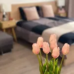 And Appartement Velence