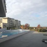 Appartement And *