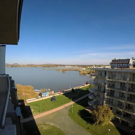 Apartmán And Velence