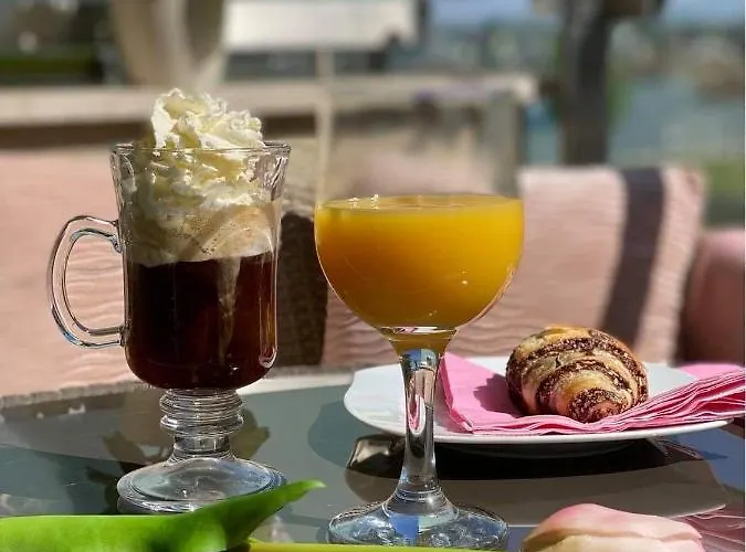 And Διαμέρισμα