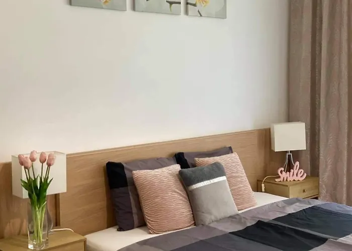 Appartement And Velence