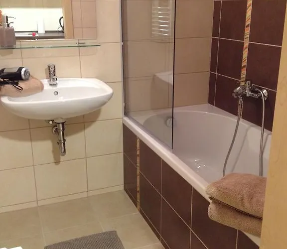 Appartement And Velence